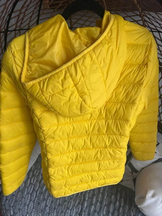 Yellow spring jacket - Picture 3 of 3